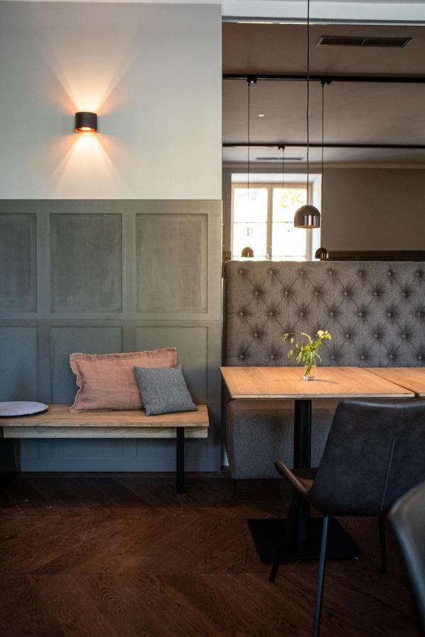 Bruckneudorf Hotel Restaurant Joseph מראה חיצוני תמונה