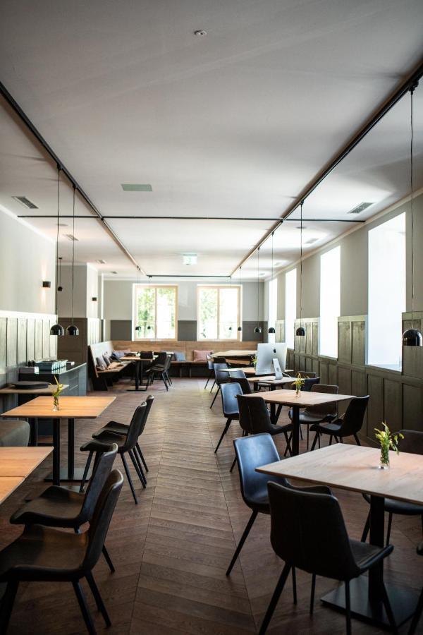 Bruckneudorf Hotel Restaurant Joseph מראה חיצוני תמונה