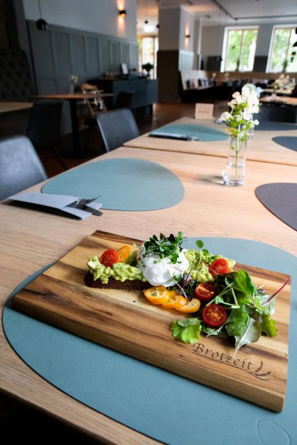 Bruckneudorf Hotel Restaurant Joseph מראה חיצוני תמונה